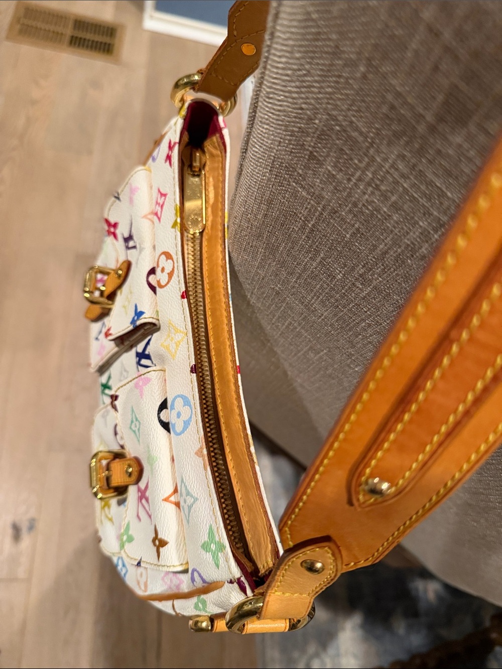 Authentic Louis Vuitton murakami Lodge Pm - Picture 14 of 17